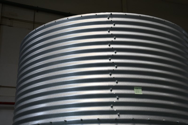 鎂鋁鋅板材與其他板材對(duì)比